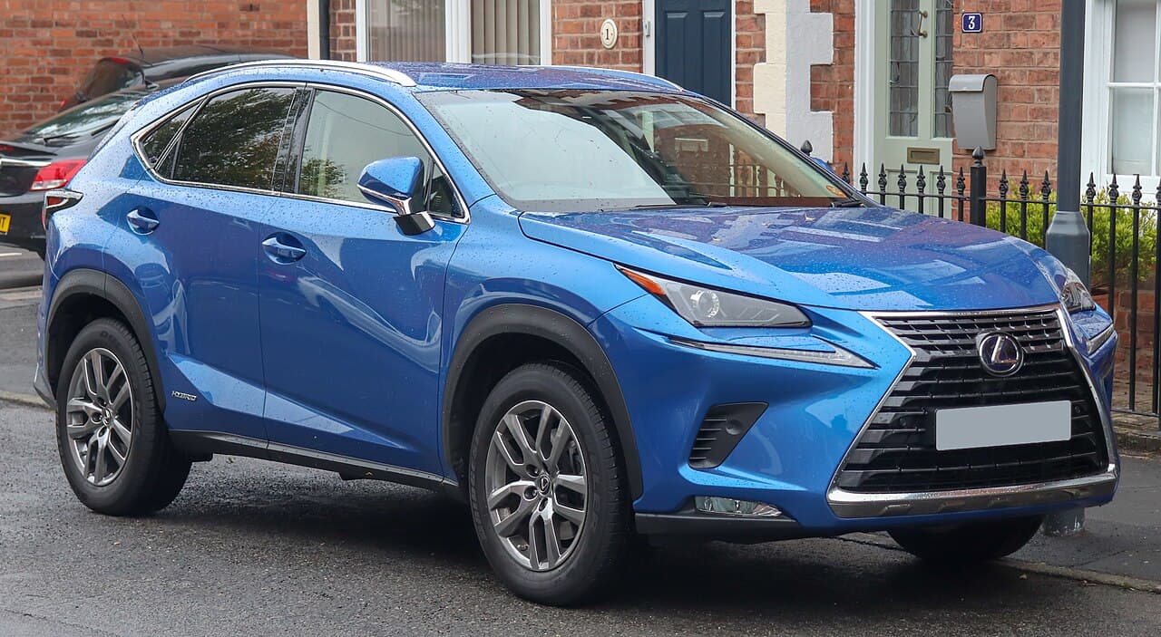 Lexus NX 1