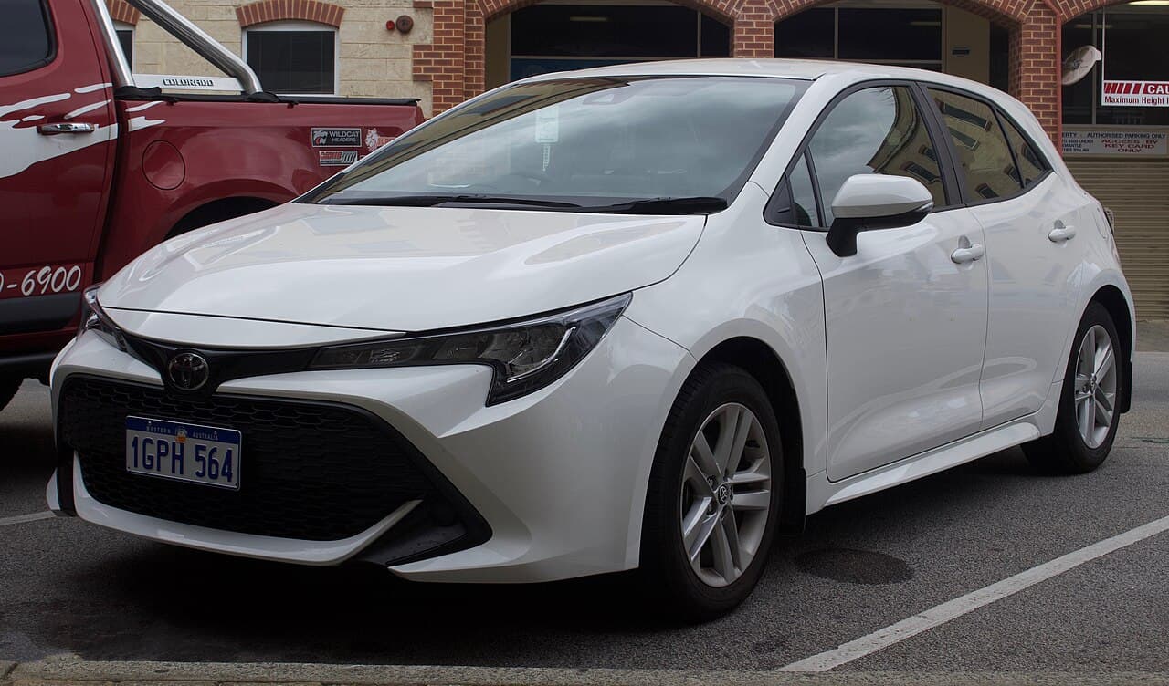Toyota Corolla E210