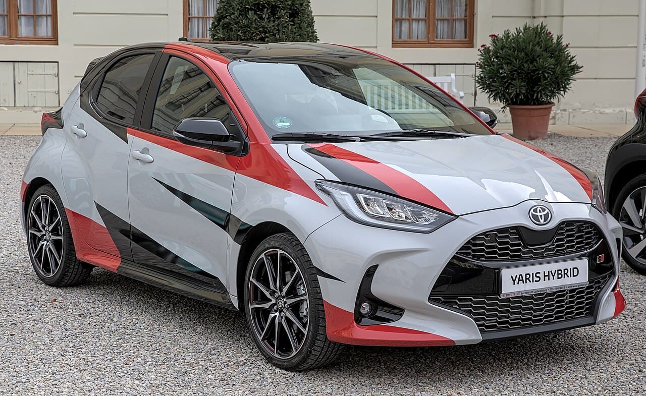 Toyota Yaris 4